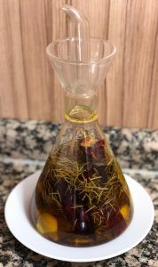 Aceite de oliva picante preparación