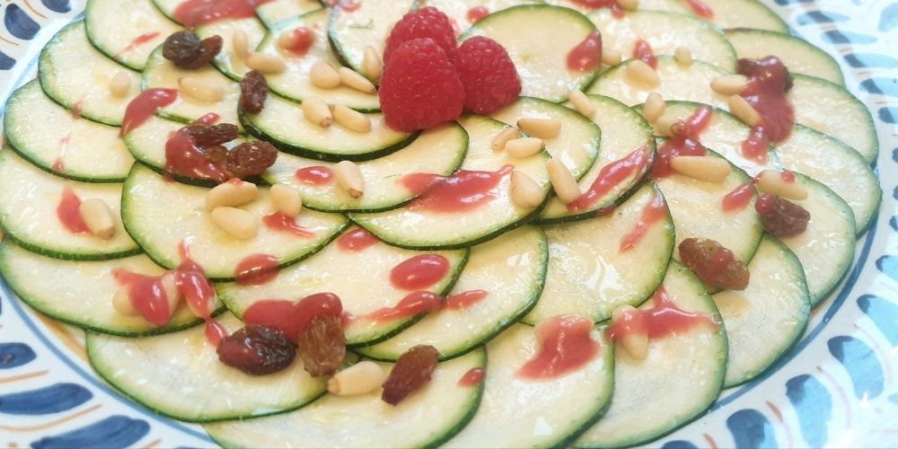 Receta de carpaccio de calabacín con frambuesa nutrium