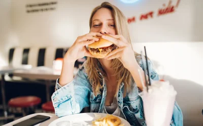mujer-burguer-t.jpg